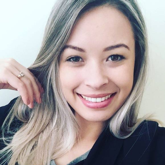 Meet your Posher, Jéssica - Picture 1 of 1